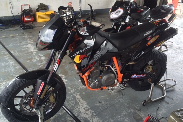 KTM Duke 2 640R Custom Build